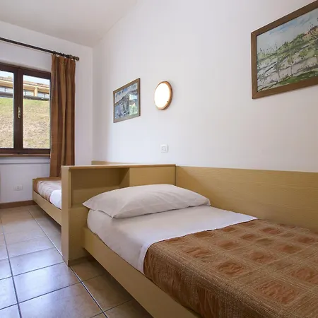 Poiano Garda Resort Appartamenti Aparthotel 3*