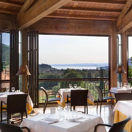 Aparthotel Poiano Garda Resort Appartamenti Garda (Verona)