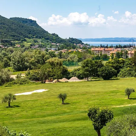Poiano Garda Resort Appartamenti Aparthotel 3*